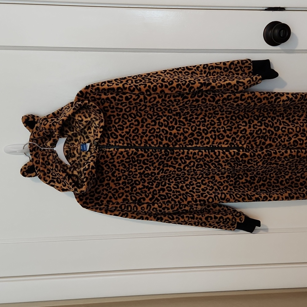 Old Navy leopard jumpsuit, size L 10-12